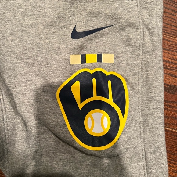 Nike MLB Milwaukee Brewers Sweatpants Never Worn - Picture 2 of 4